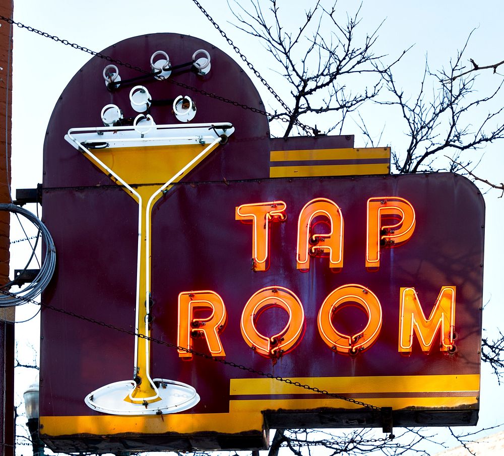 Tap Room lounge sign in Ypsilanti, Free Photo rawpixel