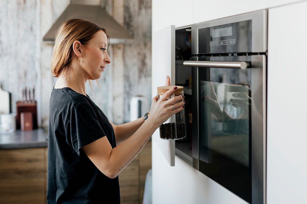 Woman grab a jar of coffee | Premium Photo - rawpixel