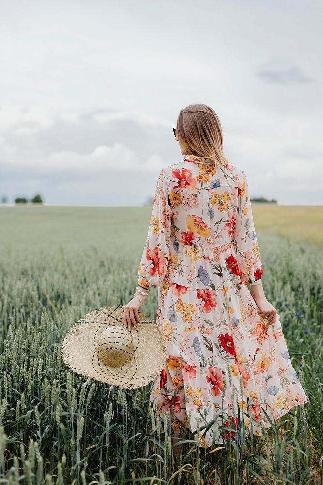 Woman in a floral dress | Premium Photo - rawpixel