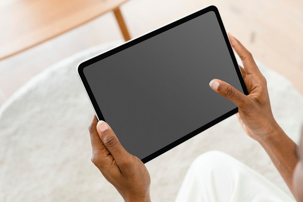 Digital tablet black screen mockup Premium PSD Mockup rawpixel