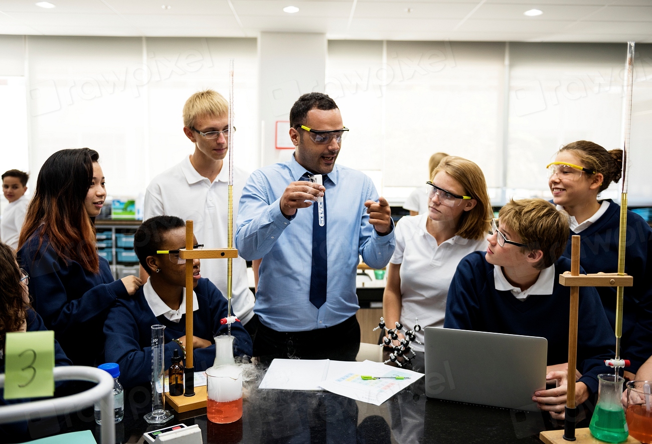 Group students laboratory lab science Premium Photo rawpixel