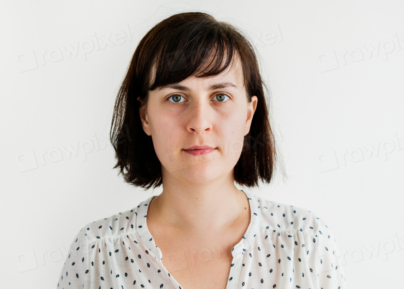 lexica-portrait-of-white-woman-with-black-and-yellow-stripes-in-her