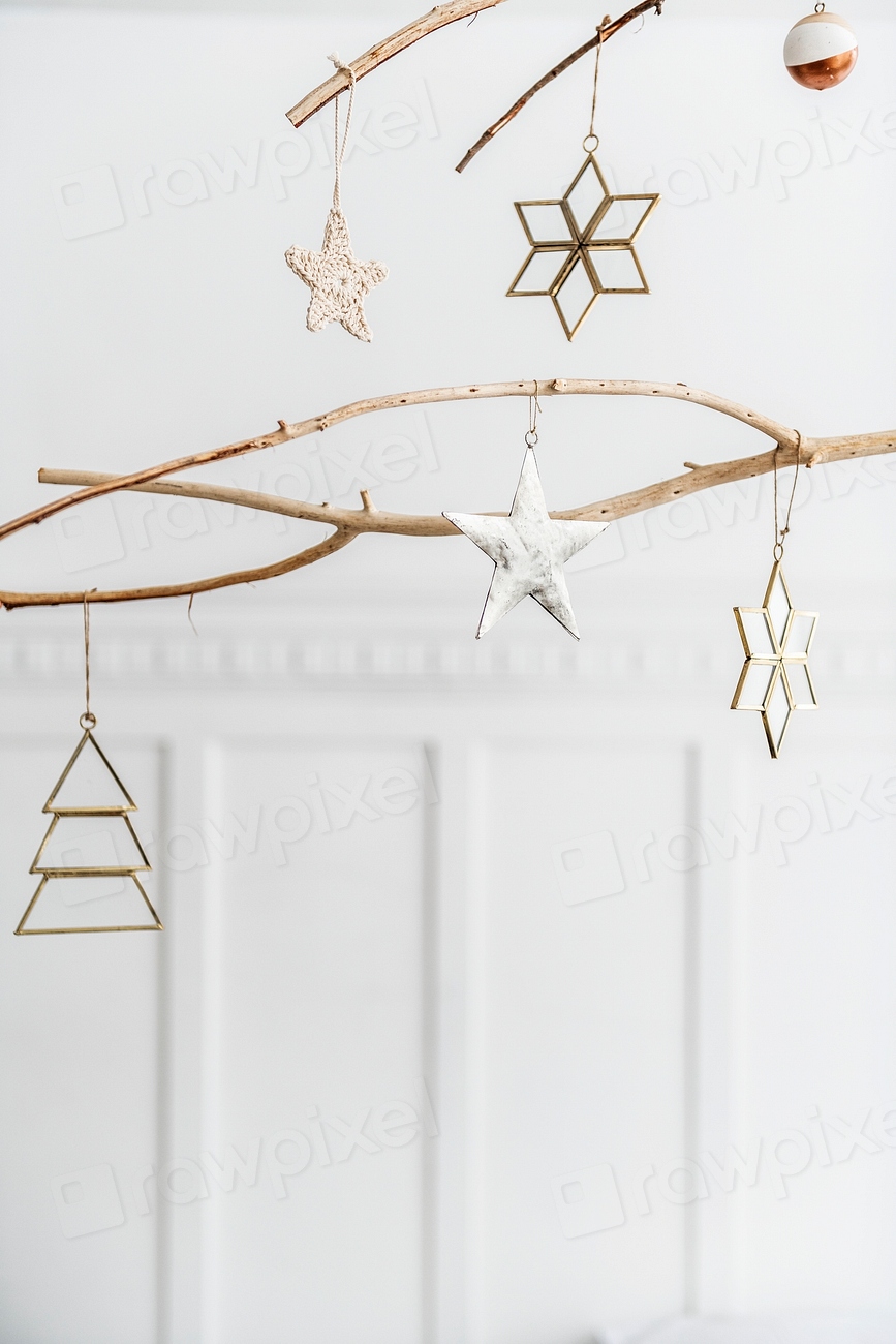 Non traditional Christmas tree decoration | Premium Photo - rawpixel