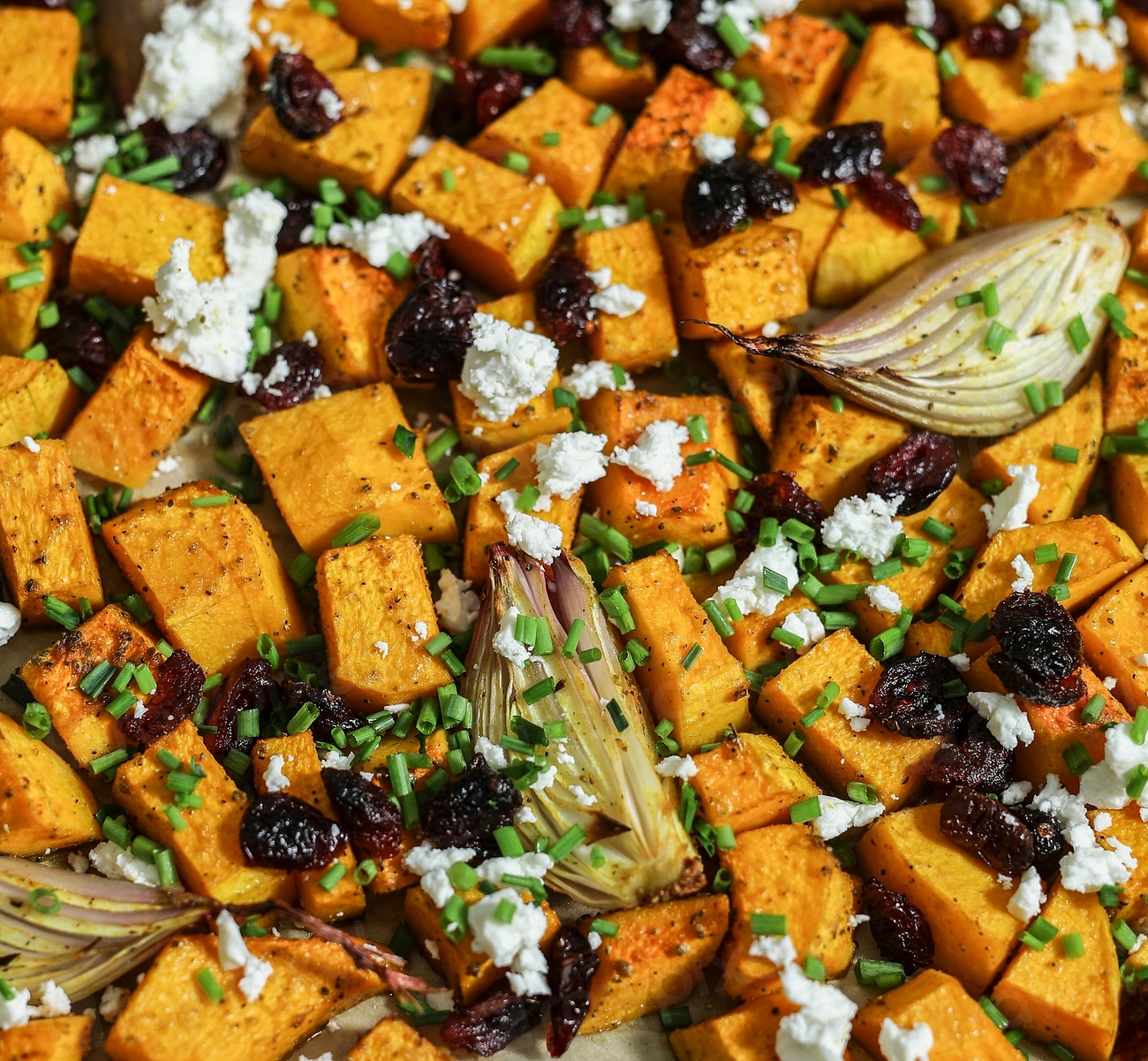 Vegan Thanksgiving baked butternut squash | Premium Photo - rawpixel