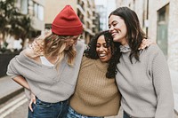 Women's sweater mockup, happy friends hugging psd