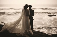 Aesthetic Photography Bride and groom wedding beach bride.