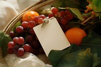 Blank label tag fruit basket grapes.