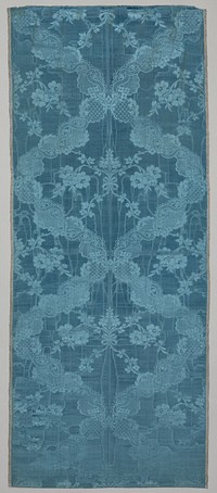 Fragment zijdedamast, blauw, met patroon van bloemen (c. 1760 - c. 1770) by anonymous