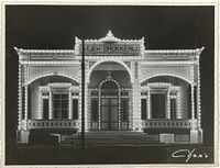 Atjeh Drukkerij te Koetaradja feestelijk verlicht in 1937 (1937) by Chens Photo Studio