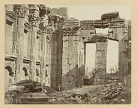 Ruïne van de tempel van Bacchus, Baalbek (c. 1867 - c. 1877) by Félix Bonfils