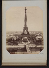Gezicht op de Eiffeltoren (1890 - 1898) by Edouard Hautecoer and Edouard Hautecoer