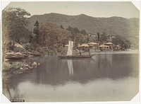 Boot op een meer bij Moto Hakone (1890 - 1894) by anonymous