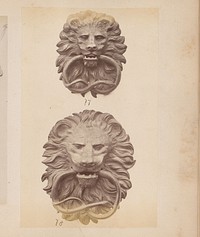 Metalen deurkloppers in de vorm van leeuwen (c. 1860 - c. 1885) by anonymous