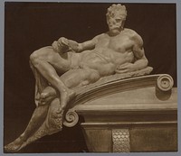 Beeld van een personificatie van de schemering door Michelangelo in de kapel van de Medici, Florence (1890 - 1920) by anonymous and Michelangelo