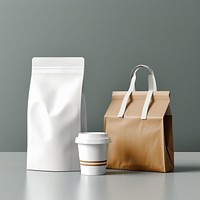 Craft paper and recycled plastic cover and blank label food delivery packages handbag cup mug.