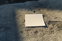 Sticky notes  shadow paper soil.