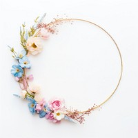 Flower necklace jewelry wreath.