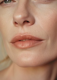 A middle age face skin with lip perfection hairstyle cosmetics.