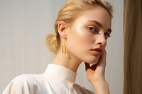 Model earring portrait jewelry.
