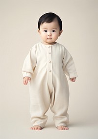 Cream pajamas  baby portrait fashion.