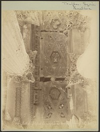 Balbek, Plafond du pérystile du temple de Jupiter by Félix Bonfils