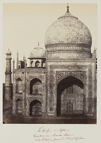 Le Tadj, à Agra, Tombeau en marbre blanc de la Sultane, épouse du Schah Djéhan by Baron Alexis de La Grange