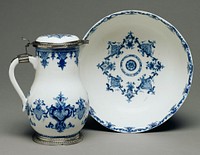 Lidded Ewer and Basin by Saint Cloud Porcelain Manufactory