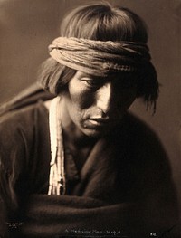 A Navajo medicine man. Photograph by Edward S. Curtis, 1904.