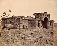 Lucknow, India: the Lucknow Residency in ruins: gateway and banqueting room, showing damage caused during the Indian Rebellion. Photograph by Felice Beato, ca. 1858.