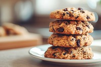 Oatmeal Raisin cookies biscuit raisin plate.