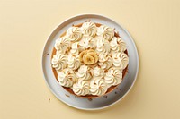 Banoffee cake dessert icing cream.