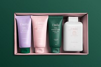 Skincare product packaging mockup psd