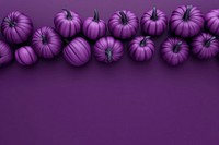 Halloween pumpkins border purple arrangement decoration.