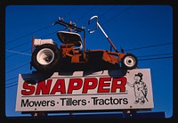 Snappers Motors sign, Anderson, South Carolina (1988) photography in high resolution by John Margolies. Original from the Library of Congress. 