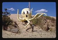 Jocky's Ridge mini golf, octopus, Nags Head, North Carolina (1985) photography in high resolution by John Margolies. Original from the Library of Congress. 