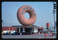 Big Do-Nut Drive-in, Inglewood, California (1976) photography in high resolution by John Margolies. Original from the Library of Congress. 