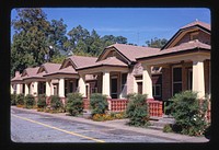 Bellair Motel, Hot Springs, Arkansas (1979) photography in high resolution by John Margolies. Original from the Library of Congress. 