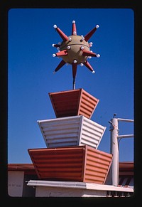 Tower Motel entry, Fort Worth, Texas (1995) photography in high resolution by John Margolies. Original from the Library of Congress. 