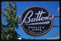 Button&#39;s Quality Gifts sign, 4th &amp; Pine, Ellensburg, Washington (2003) photography in high resolution by John Margolies. Original from the Library of Congress. 