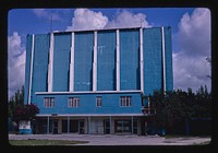 Breezeway Drive-in Theater, Kings Highway, Homestead, Florida (1980) photography in high resolution by John Margolies. Original from the Library of Congress. 