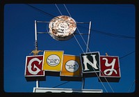 Sign, Sir Goony Golf, Chattanooga, Tennessee (1986) photography in high resolution by John Margolies. Original from the Library of Congress. 