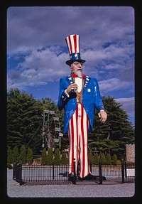 Uncle Sam, Magic Forest, Lake George, New York (1996) photography in high resolution by John Margolies. Original from the Library of Congress. 