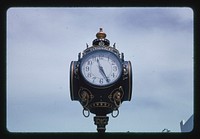 Canterbury street clock, North Main Street, Twin Falls, Idaho (2004) photography in high resolution by John Margolies. Original from the Library of Congress. 