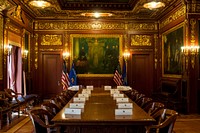 Wisconsin state capitol meeting room. Original public domain image from Flickr