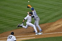 New York Yankees shortstop Derek Jeter outruns a throw to first base at Yankee Stadium on Sept. 18, 2014.
