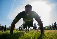 U.S. Army Sgt. 1st Class Desmond Burgess, an Army Reserve information technology professional assigned to the 200th Military Police Command headquarters, completes a set of push-ups during an Army Physical Fitness Test at Fort Meade, Md., May 14, 2016.