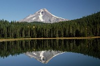 Mt Hood National Forest, Trillium Lake. Original public domain image from Flickr