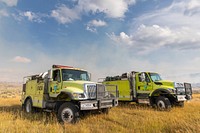 Blacklining the Trout Springs Rx Fire. Wildland fire engines at the ready to control spot fires. (DOI/Neal Herbert). Original public domain image from Flickr