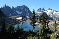 Morning at Tank Lakes, Alpine Lakes Wilderness on the Mt. Baker-Snoqualmie National Forest. Photo by Matthew Tharp. Original public domain image from Flickr