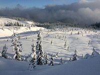 Mount Adams and Adams Glacier from above High Camp, Mount Adams Wilderness on the Gifford Pinchot National Forest. Photo by Matthew Tharp. Original public domain image from Flickr